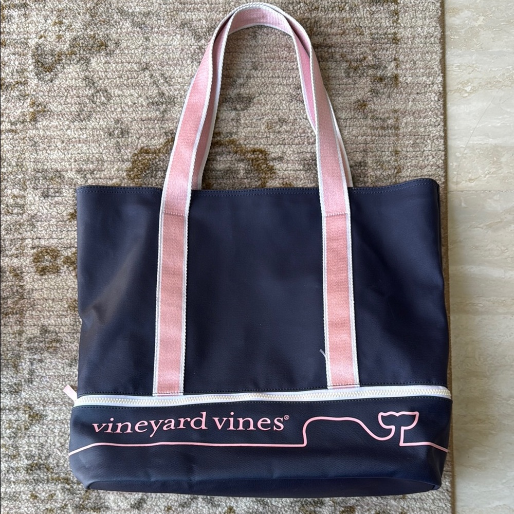 Vineyard Vines Navy and Pink Beach Bag